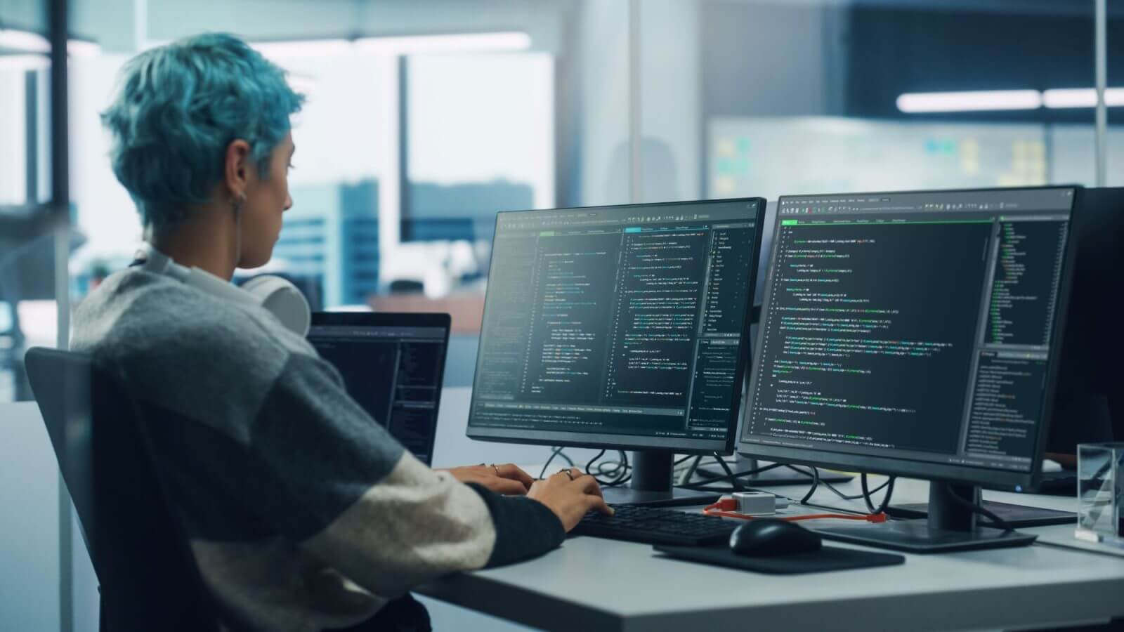 Individuelle Softwareentwicklung für Unternehmen – Webanwendungen, mobile Apps und maßgeschneiderte Business-Lösungen