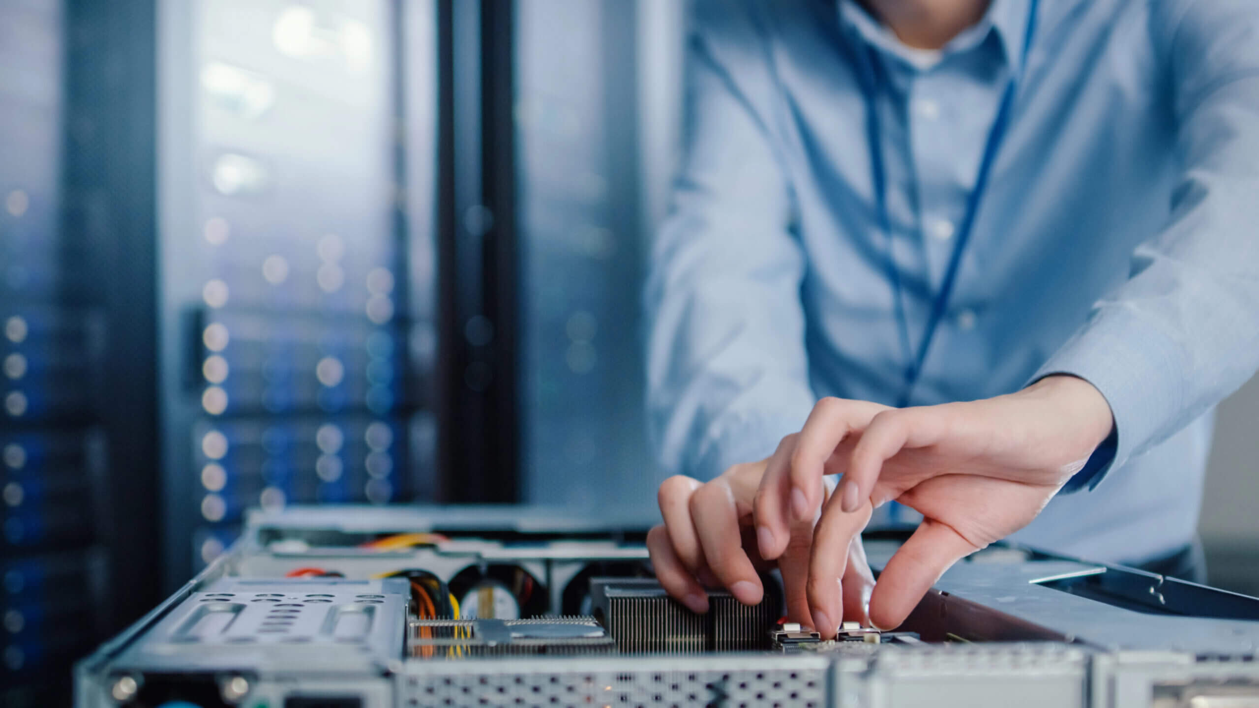 Effiziente und sichere IT-Systeminstallation von 01 IT-Solutions Professionelle IT-Systeminstallation – Server, Netzwerke und Arbeitsplatzlösungen für Unternehmen